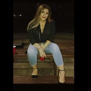 Meet your Posher, Daniela